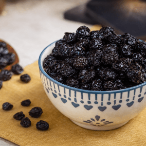 dry blueberry